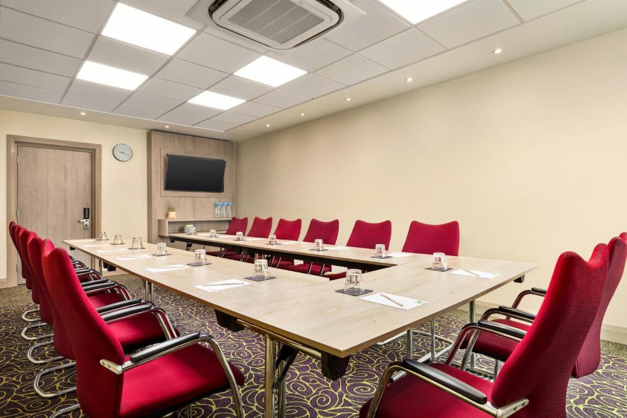 Holiday Inn Birmingham Airport - Nec By Ihg Bickenhill Zewnętrze zdjęcie